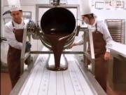 巧克力是如何制造出来的？巧克力的制作过程完整视频观看