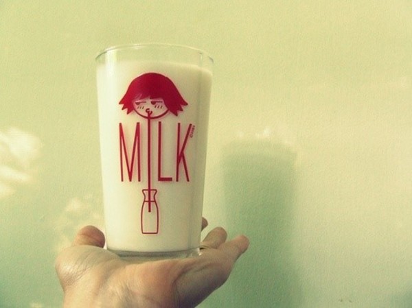 牛奶喜欢“结伴”同行