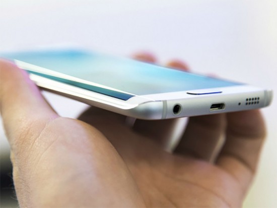 三星Galaxy S7：压力感应屏+快充 3月开售