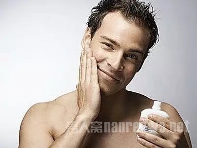 男人洗脸用什么好