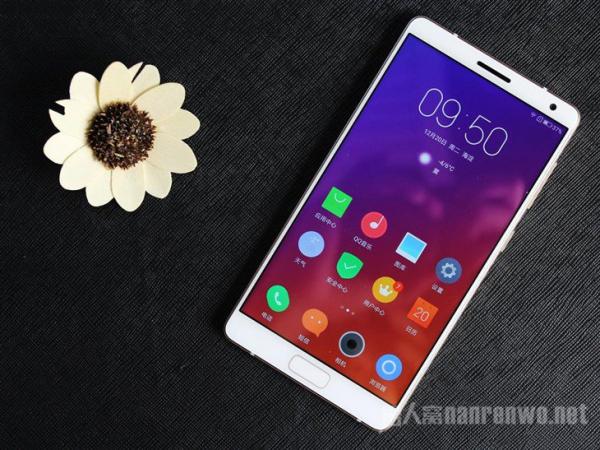 联想ZUK Edge外观 联想ZUK Edge外观