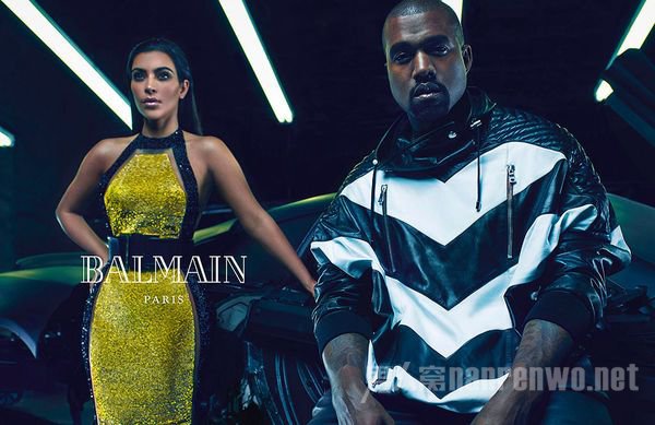 Kanye West跟Kardashian