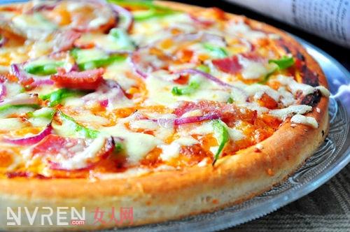 在家就能吃披萨 五种做法让你一次吃个够