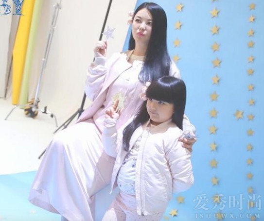 李湘和女儿王诗龄