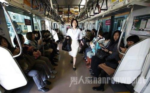 日本女性车厢