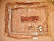 山西洪洞县发掘出春秋时期大型墓葬 出土文物计200件套