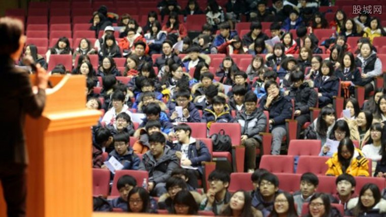 韩国学生自杀率非常高