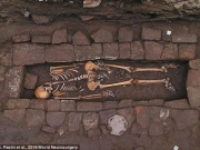 中世纪孕妇38周时死亡 被埋葬后“生下”胎儿