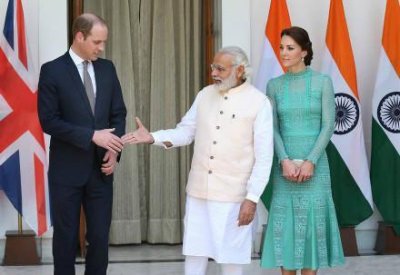 为什么铁钳总理握手这么用力 谁和莫迪握手哭了