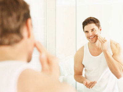 化妆水选不好会有肌肤问题 男人如何选择化妆水？
