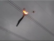 <b>实拍喷火无人机高压电线作业 视频火到了国外完整版视频观看</b>