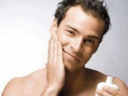 男人怎么保养皮肤最好 学会护肤技巧让你焕发第二次青春