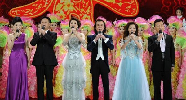 2016央视春晚主持人揭秘