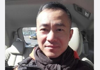 邱启明公开发致歉信 措辞引网友不满