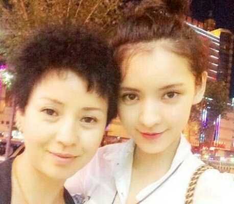 张予曦与妈妈