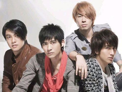F4