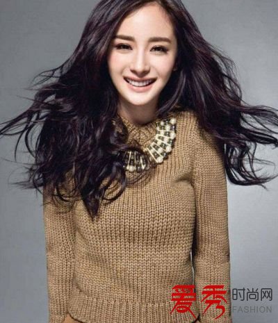  杨幂张俪秋冬妆PK 烟熏美唇平分秋色 