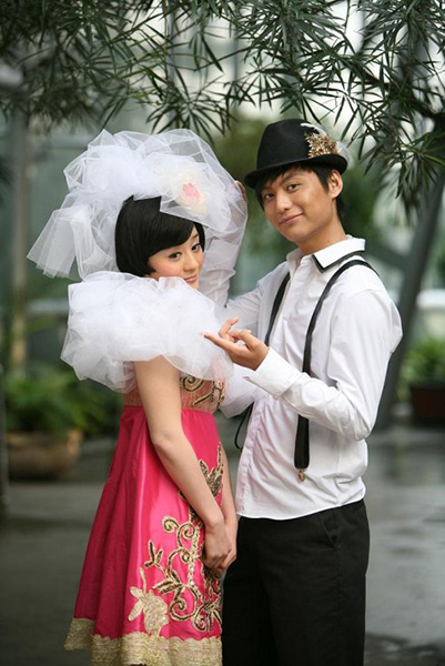 侯京健婚纱照