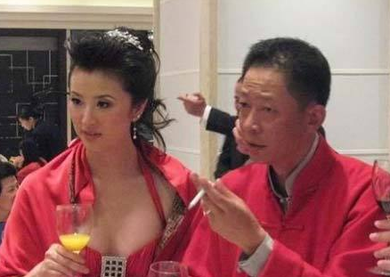 王志文和老婆