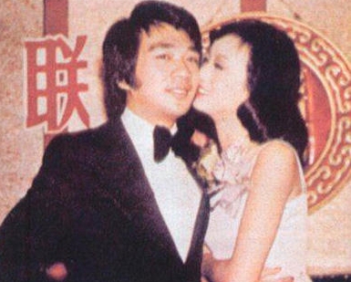 赵雅芝丑闻，图为赵雅芝与黄汉伟结婚照