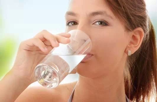 感冒后多喝水有科学依据吗