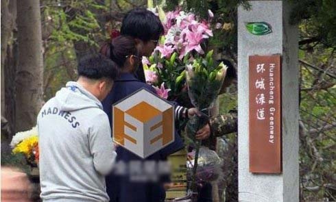 陈晓不满被偷拍将卓伟视为仇人