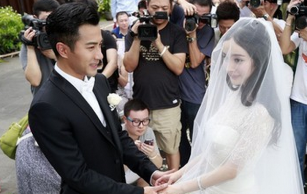 杨幂刘恺威结婚照