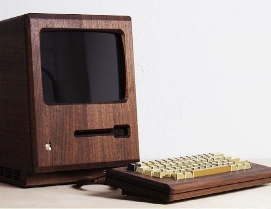 胡桃木复刻版第一代Mac电脑 键帽都是镀金的