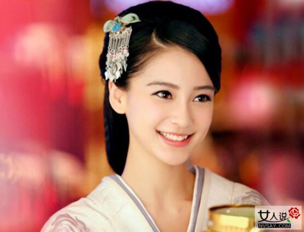 Angelababy黑历史被爆 疑昔日女神吃喝嫖赌样样全
