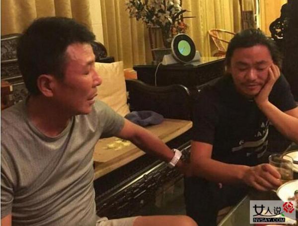 王宝强与兄弟啃馒头 家产被掏空险沦落街头以泪洗面