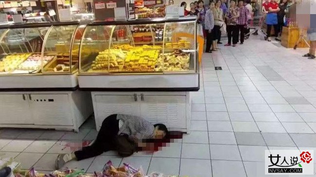 女子超市内刺死老人 坐等警察赶来将她抓捕归案十分蹊跷
