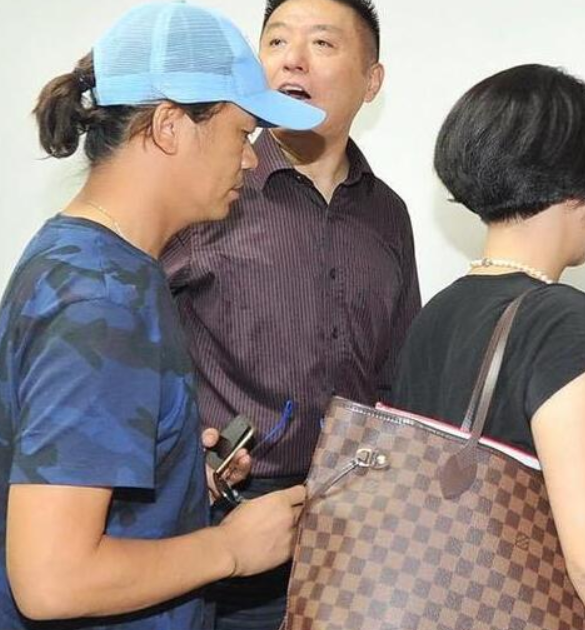 王宝强财产分割 王宝强表示可以什么都不要 只要孩子