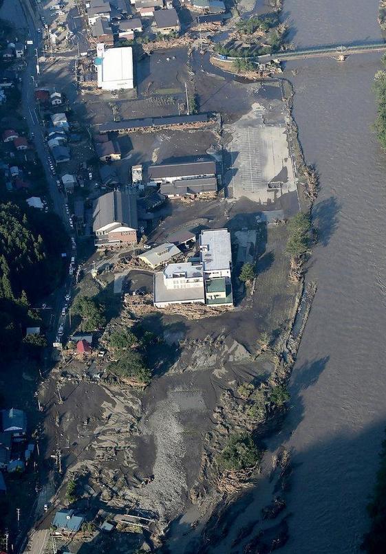 日本北海道暴雨 岛国无法抵抗台风的伤害