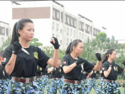 【图】军训设女子匕首连 大学军训设女子匕首连提高自我保护能力