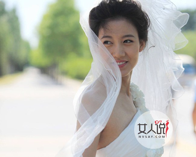 高露演过的电视剧 她竟为猥琐摄影大叔与闺蜜白雪闹僵