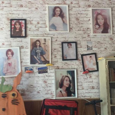郑爽炸鸡店被砸