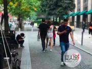 【图】王思聪携嫩妹逛街 与新欢互搂互抱女方真容大曝光长得...