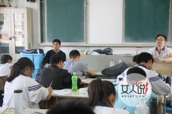 中学家长替老师监考引争议 背后事件始末曝光令人唏嘘