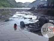 卡车坠河女子被困 老师责无旁贷奋不顾身跳河抢险救人