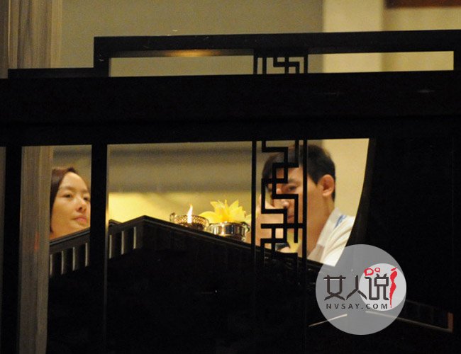 陈鲁豫老公是谁 默默承受妻子的强势逼压的他竟遭背叛