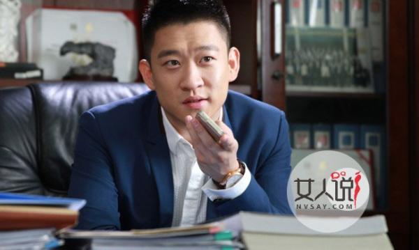 曹云金打架事件 上演互砸酒瓶大戏打架起因竟因为一句话