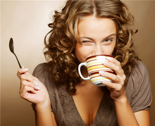 常饮咖啡必知的利与弊 健康生活从正确饮食开始