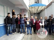 男子扮应召小姐 五大三粗的老爷们化身风尘女房内啪啪啪