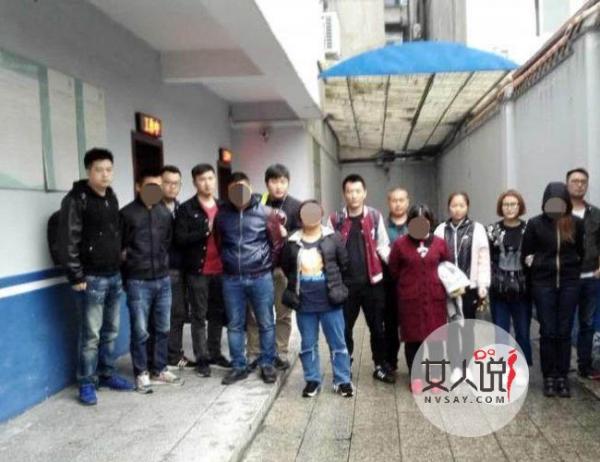 男子扮应召小姐 五大三粗的老爷们化身风尘女房内啪啪啪