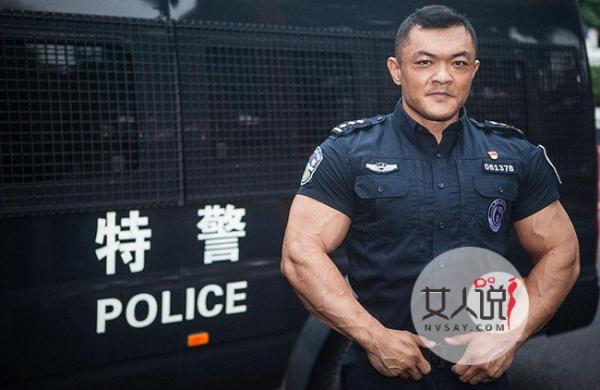 深圳肌肉特警走红 肌肉爆棚引男网友跪求肌肉速成法