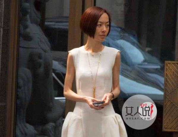 鲁豫素颜现身显憔悴 两条细腿如竹竿太吓人疑患厌食症