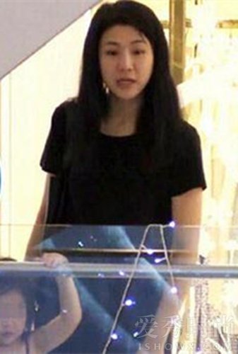 “钟汉良隐婚妻子”谢易桦