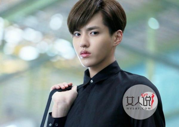 吴亦凡帅气走秀 白菜小哥帅大尺度气动作引少女为之倾倒