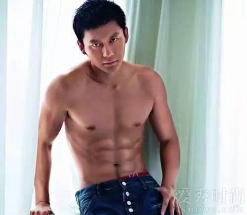 李晨肌肉