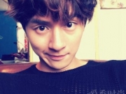 张轩睿肌肉性感养眼 娱乐圈十大肌肉男星盘点